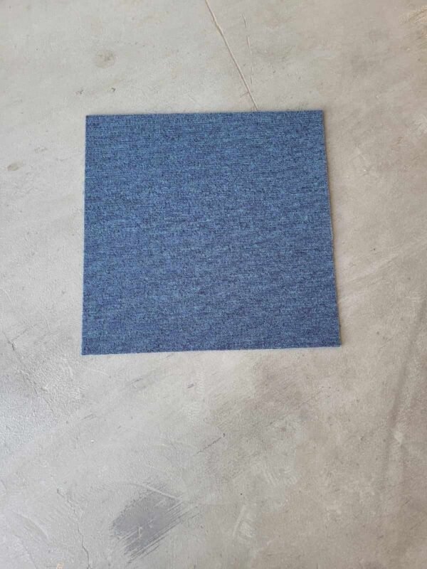 بلاط موكيت 50×50 – تصاميم عملية وعصرية | مفروشات وأرضيات السريع بالرياض بلاط موكيت 50×50 من مفروشات وأرضيات السريع بالرياض بجودة عالية وتصاميم متنوعة