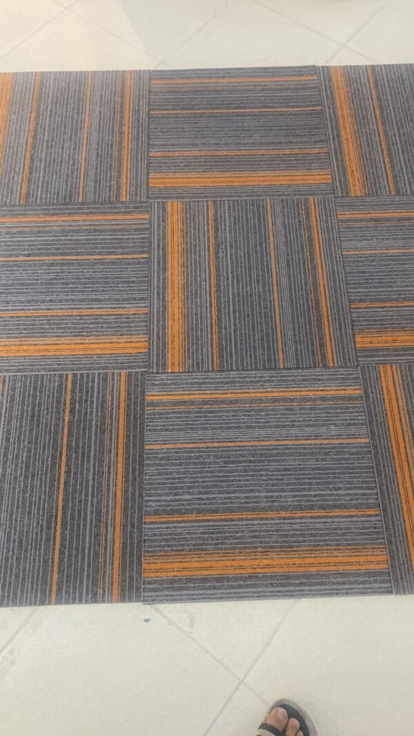 موكيت بلاط 50×50 عملي بتصاميم أنيقة من مفروشات وأرضيات السريع بالرياض موكيت مغروشات السريع