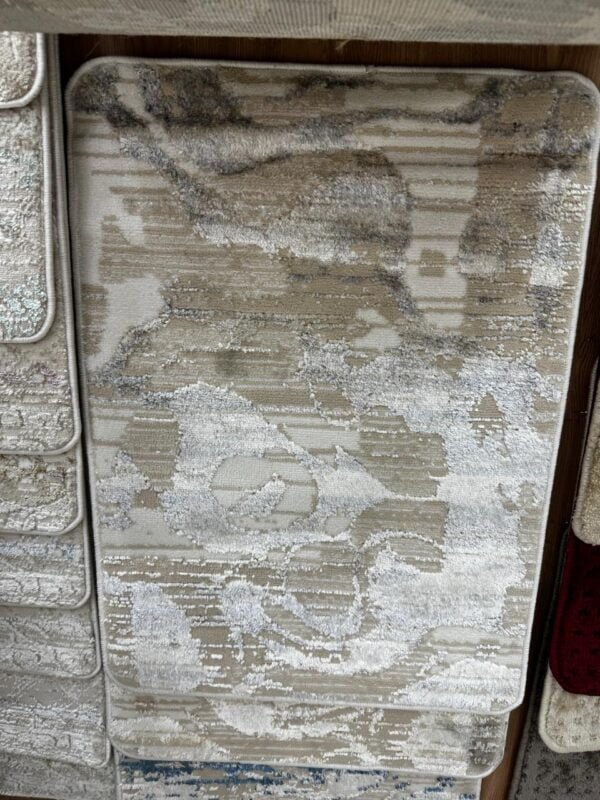 سجاد تركي فاخر بخيوط متينة - مفروشات وأرضيات السريع بالرياضمفروشات وللأرضيات سجاد تركي فاخر بخيوط عالية الجودة من مفروشات وأرضيات السريع بالرياض