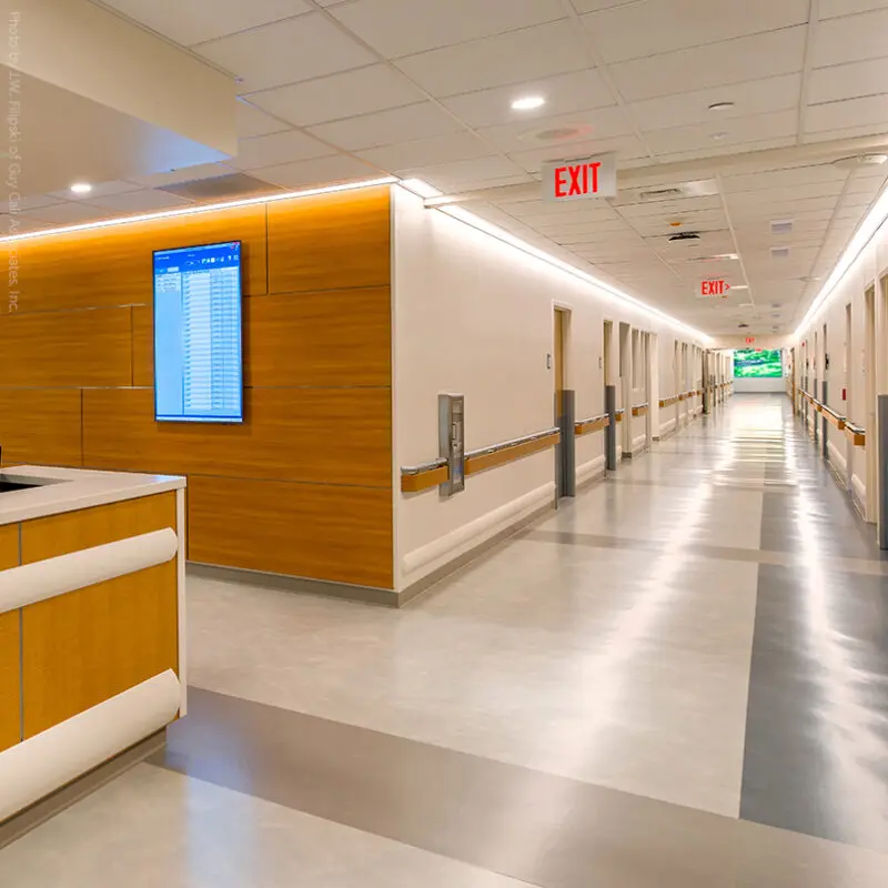 أرضيات مستشفيات عالية الجودة - مفروشات وأرضيات السريع بالرياض أرضيات مستشفيات آمنة ومقاومة للبكتيريا من مفروشات وأرضيات السريع بالرياض